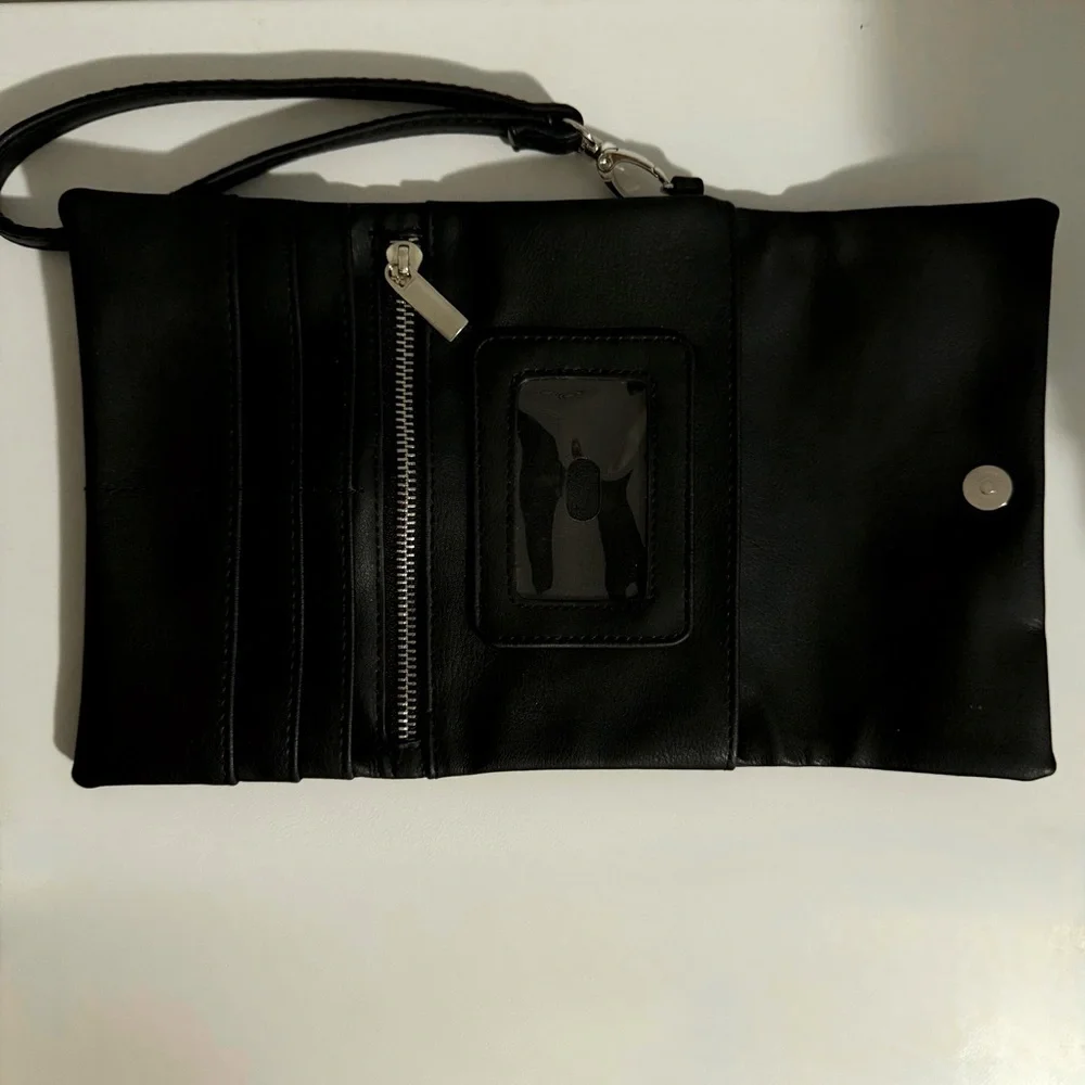 [5x$25] ⭐️ Black Trifold Wallet Wristlet Coin Purse by Wild Fable